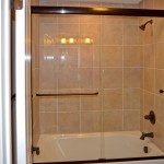 Frameless Tub Door 2